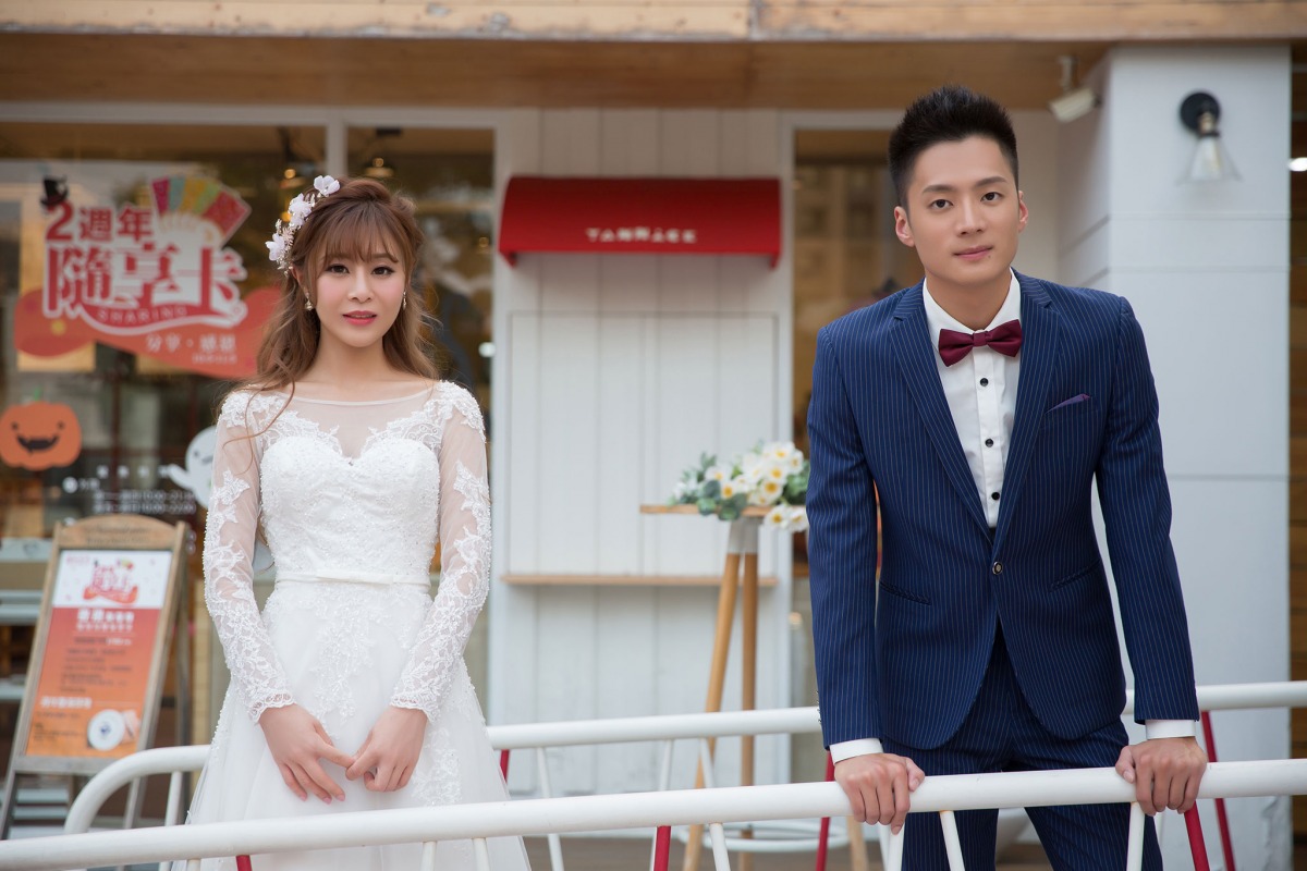 婚紗照自然,自然婚紗照,台中婚紗,街拍婚紗,五權西四街