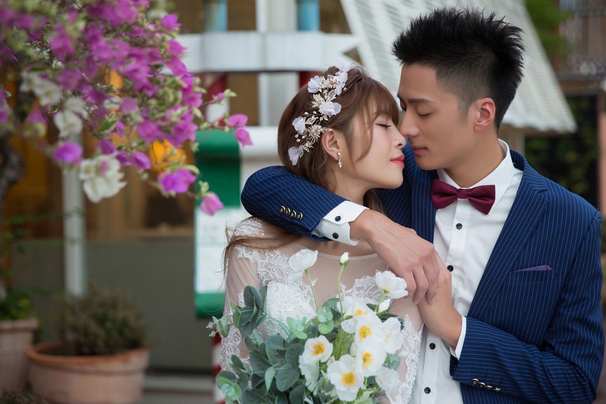婚紗照自然,自然婚紗照,台中婚紗,街拍婚紗,五權西四街