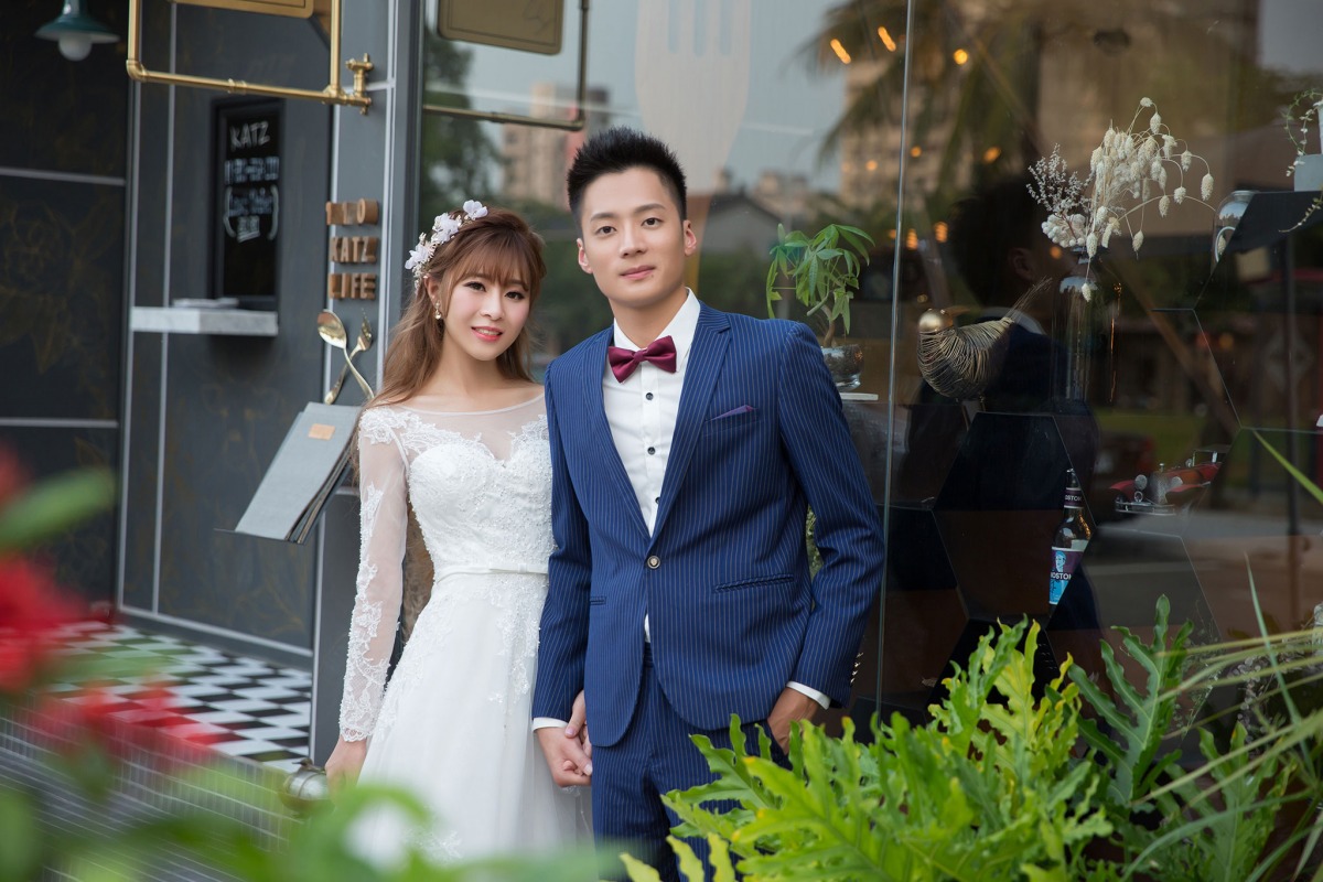 婚紗照自然,自然婚紗照,台中婚紗,街拍婚紗,五權西四街