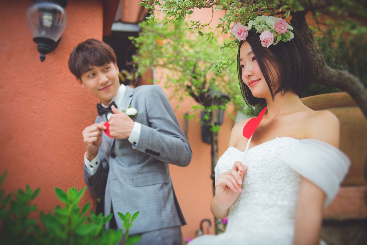 婚紗照自然,自然婚紗照,台中婚紗,街拍婚紗,五權西四街