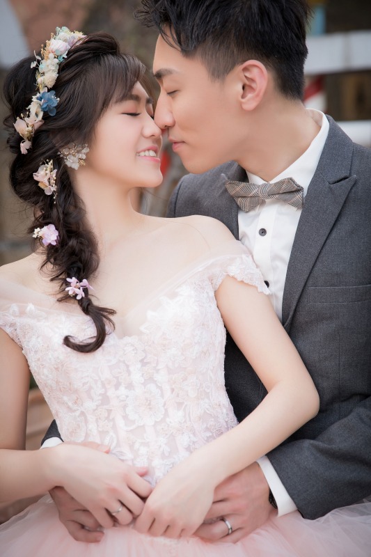 婚紗照自然,自然婚紗照,台中婚紗,街拍婚紗,五權西四街