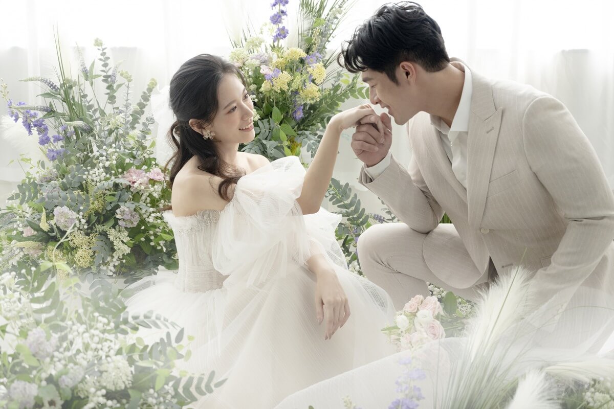 台中婚紗推薦,桃園婚紗推薦,韓式婚紗,韓系婚紗,華納婚紗攝影棚內