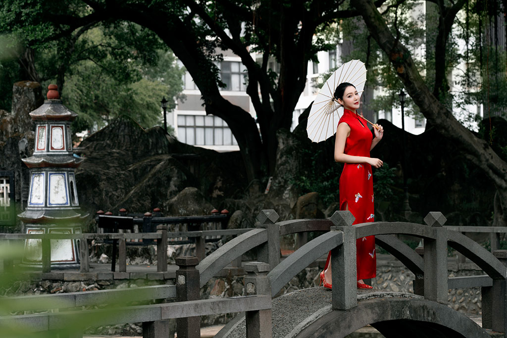 中式婚紗照,旗袍婚紗,台北婚紗景點,台北拍婚紗景點,林本源園邸