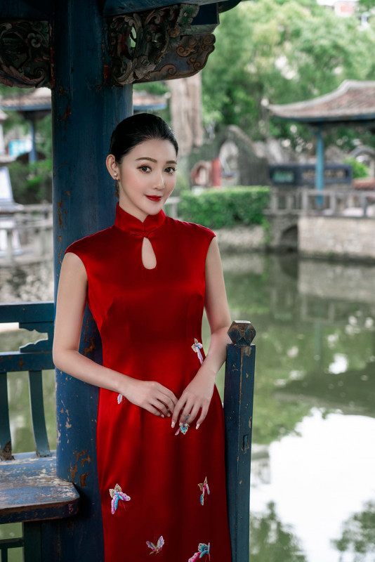 中式婚紗照,旗袍婚紗,台北婚紗景點,台北拍婚紗景點,林本源園邸