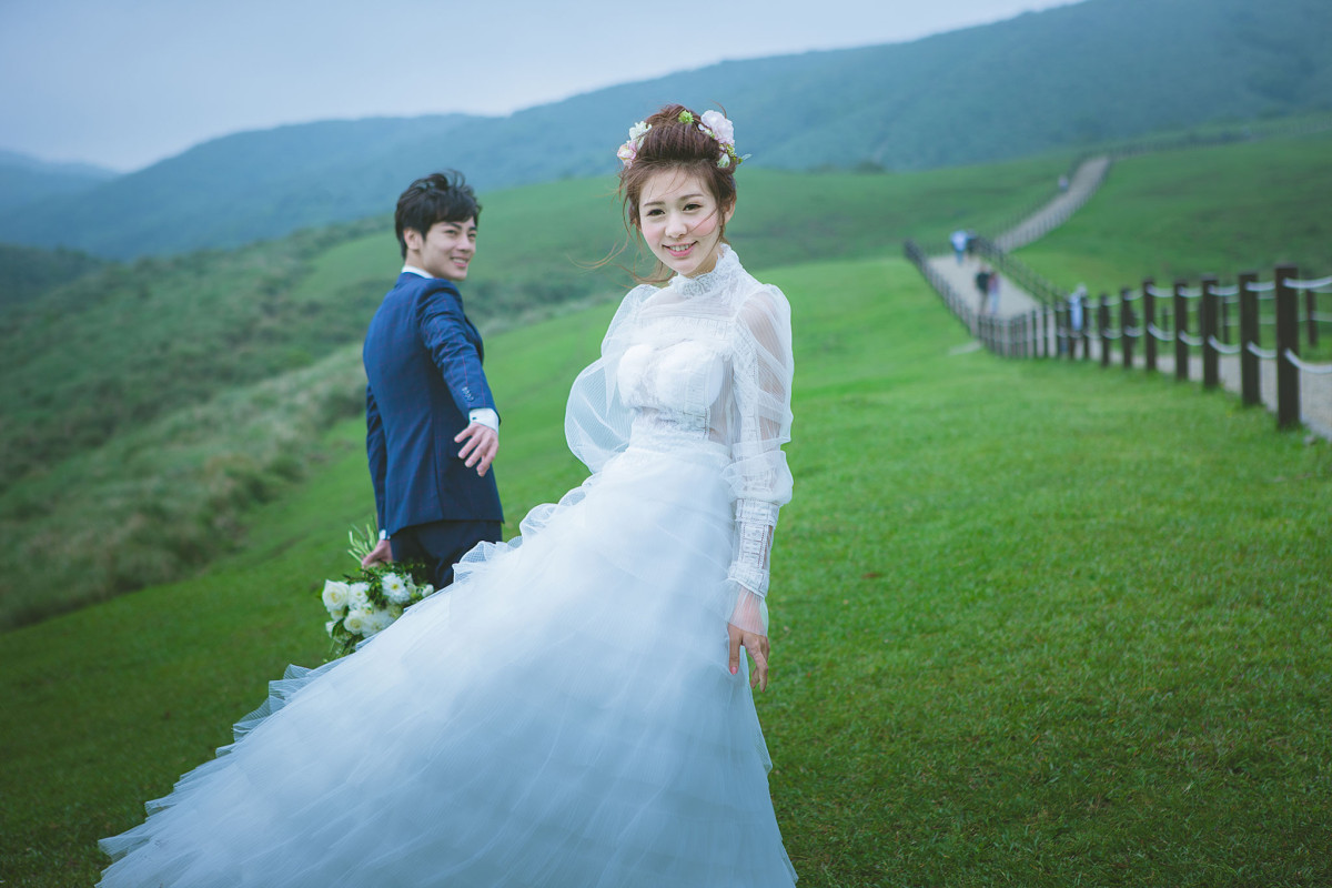 台中婚紗推薦,桃園婚紗推薦,自然婚紗照,草原婚紗,陽明山擎天崗