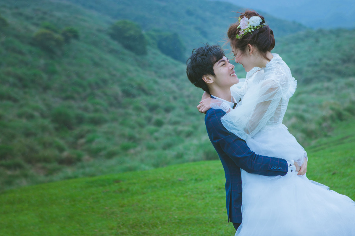 台中婚紗推薦,桃園婚紗推薦,自然婚紗照,草原婚紗,陽明山擎天崗