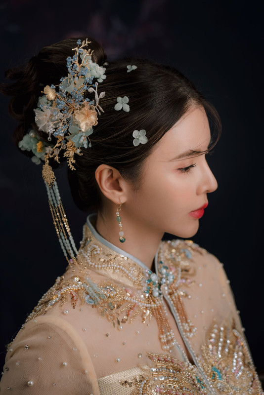 台中婚紗推薦,桃園婚紗推薦,中式婚紗,秀禾服,華納婚紗攝影棚內