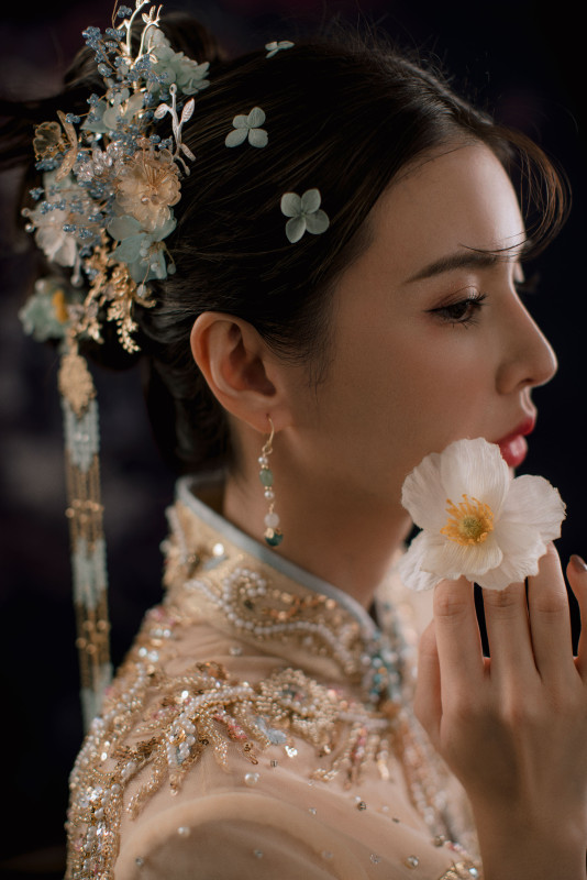 台中婚紗推薦,桃園婚紗推薦,中式婚紗,秀禾服,華納婚紗攝影棚內