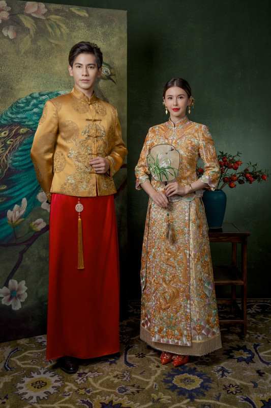 台中婚紗推薦,桃園婚紗推薦,中式婚紗,龍鳳褂婚紗,華納婚紗攝影棚內