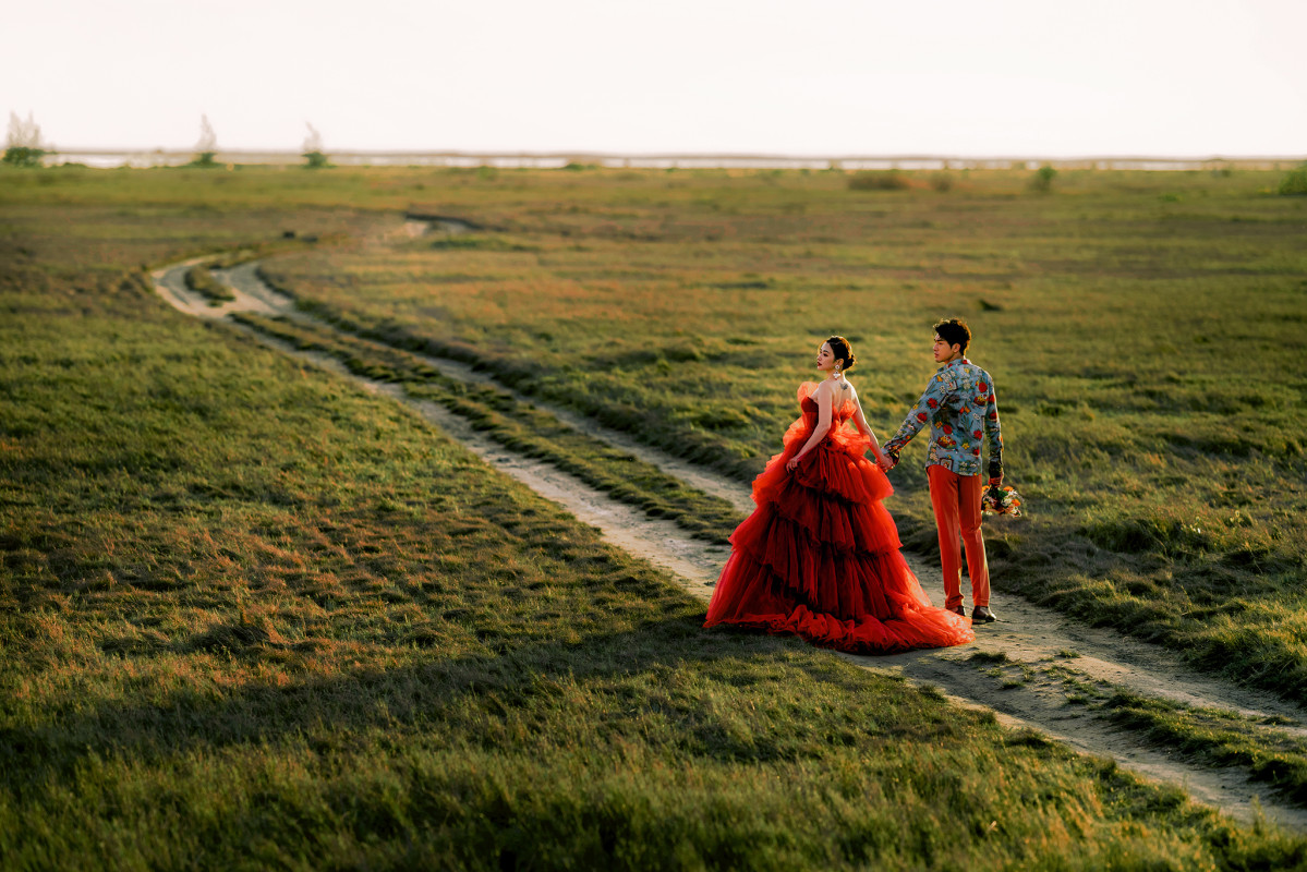 台中婚紗推薦,桃園婚紗推薦,自然婚紗照,逆光婚紗,三股草原,台南婚紗景點