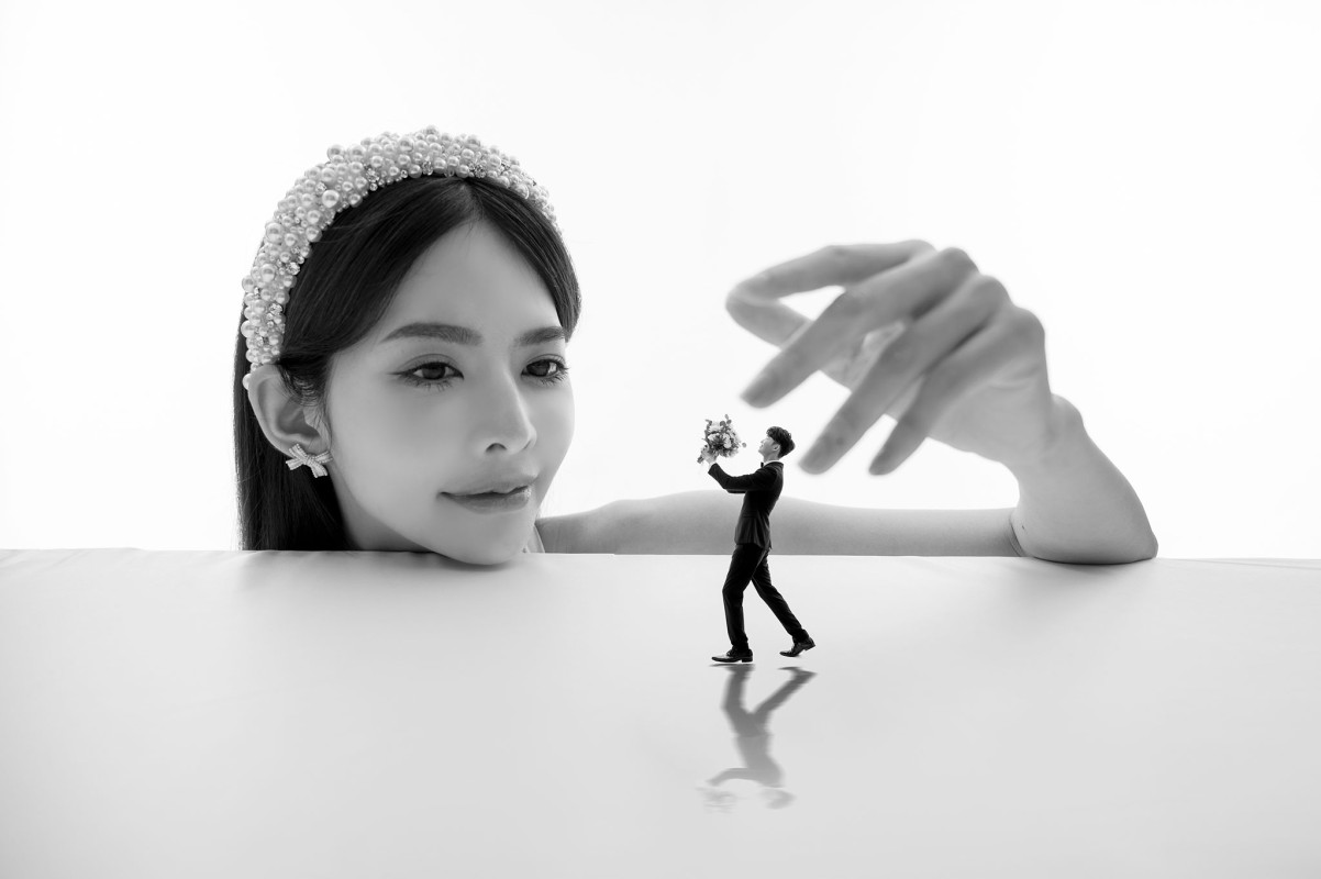 台中婚紗推薦,桃園婚紗推薦,創意婚紗照,特殊婚紗照,華納婚紗攝影棚內