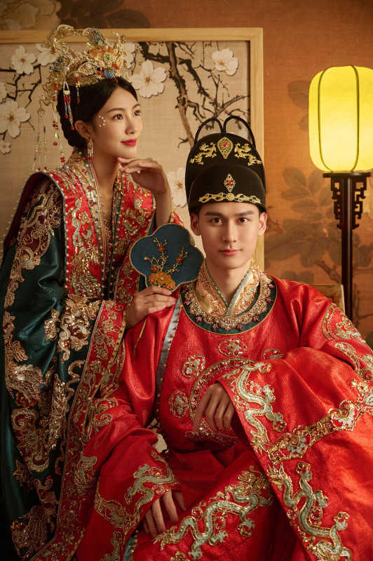 台中婚紗推薦,桃園婚紗推薦,中式婚紗,漢服婚紗,民俗公園,華納婚紗攝影棚內