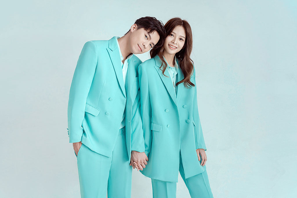 西裝婚紗,台中婚紗推薦,桃園婚紗推薦,韓式婚紗,韓系婚紗,華納婚紗攝影棚內