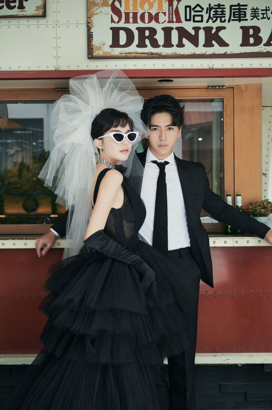 台中婚紗推薦,桃園婚紗推薦,創意婚紗照,個性婚紗照,哈燒庫