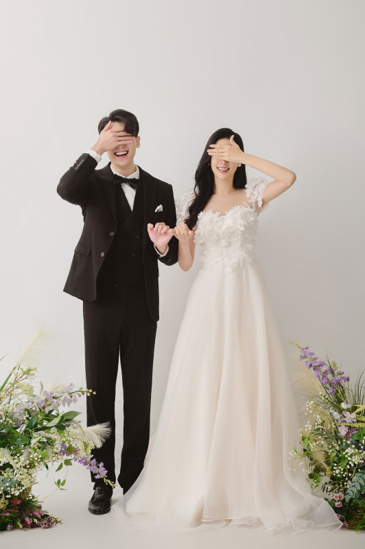 台中婚紗推薦,桃園婚紗推薦,韓式婚紗,韓系婚紗,華納婚紗攝影棚內