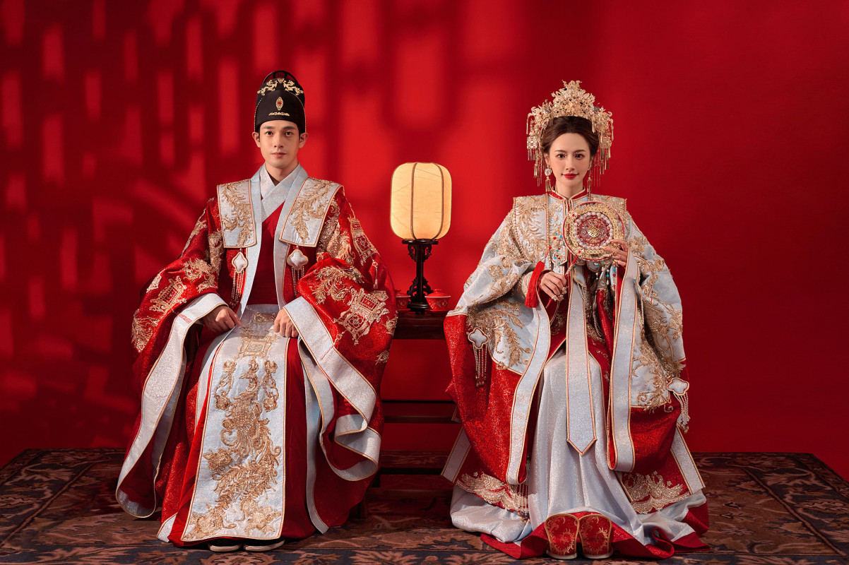 台中婚紗推薦,桃園婚紗推薦,中式婚紗,漢服婚紗,華納婚紗攝影棚內