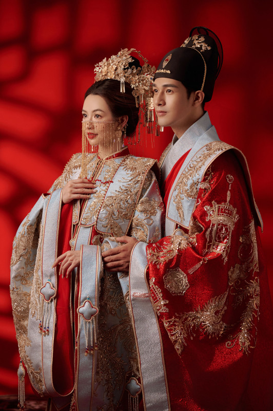 台中婚紗推薦,桃園婚紗推薦,中式婚紗,漢服婚紗,華納婚紗攝影棚內