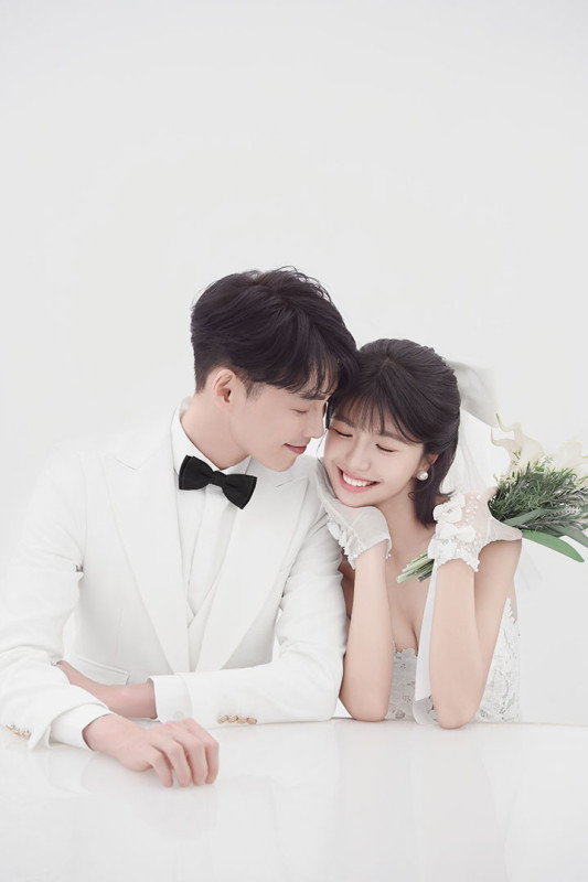 台中婚紗推薦,桃園婚紗推薦,韓式婚紗,韓系婚紗,華納婚紗攝影棚內