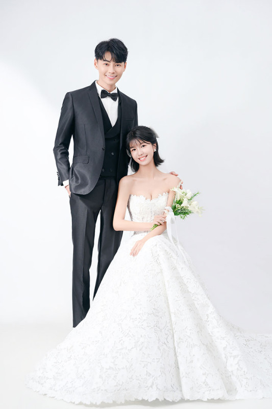 台中婚紗推薦,桃園婚紗推薦,韓式婚紗,韓系婚紗,華納婚紗攝影棚內