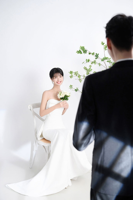 台中婚紗推薦,桃園婚紗推薦,韓式婚紗,韓系婚紗,華納婚紗攝影棚內