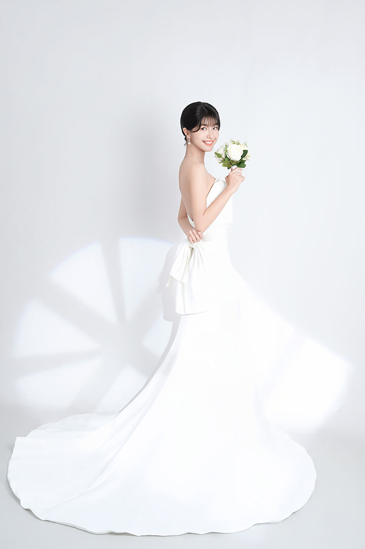 台中婚紗推薦,桃園婚紗推薦,韓式婚紗,韓系婚紗,華納婚紗攝影棚內