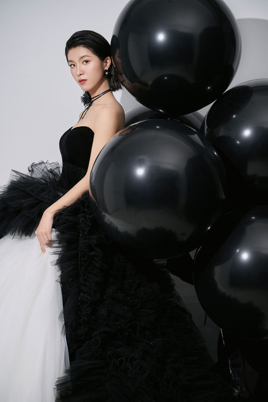 台中婚紗推薦,桃園婚紗推薦,創意婚紗照,特殊婚紗照,華納婚紗攝影棚內