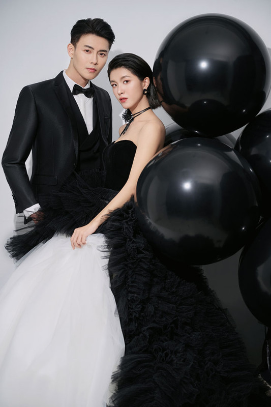 台中婚紗推薦,桃園婚紗推薦,創意婚紗照,特殊婚紗照,華納婚紗攝影棚內