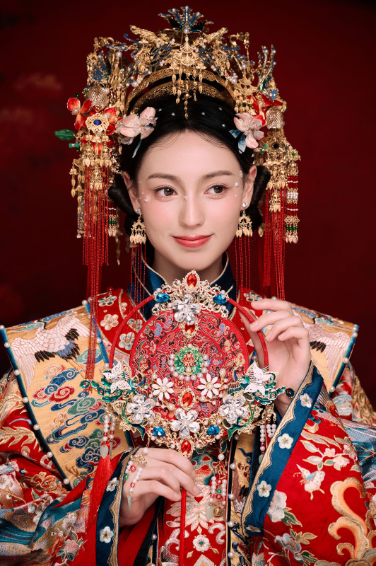 台中婚紗推薦,桃園婚紗推薦,創意婚紗照,中式婚紗照,華納婚紗攝影棚內