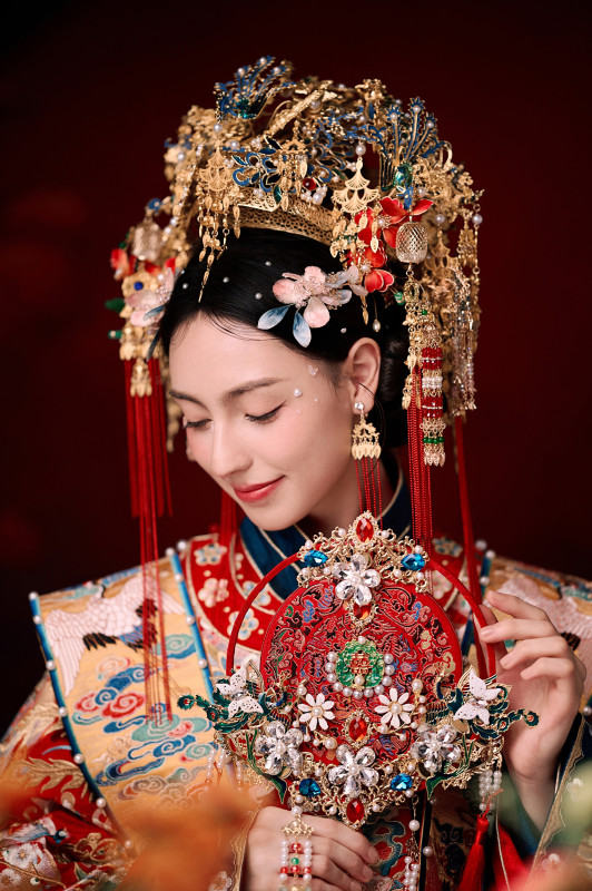 台中婚紗推薦,桃園婚紗推薦,創意婚紗照,中式婚紗照,華納婚紗攝影棚內