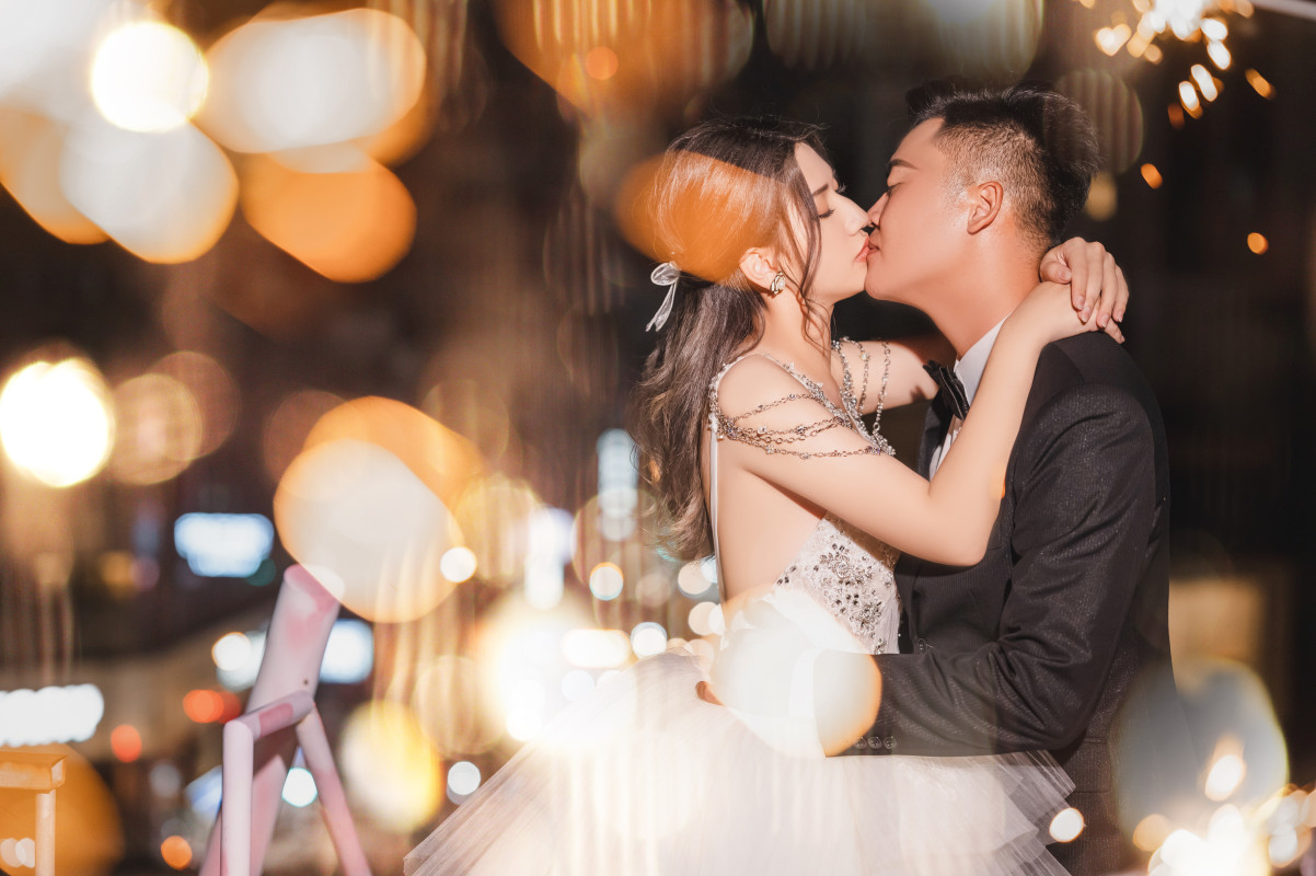 自然婚紗照,華納婚紗攝影棚,婚紗照道具,台中婚紗推薦,宗瑋