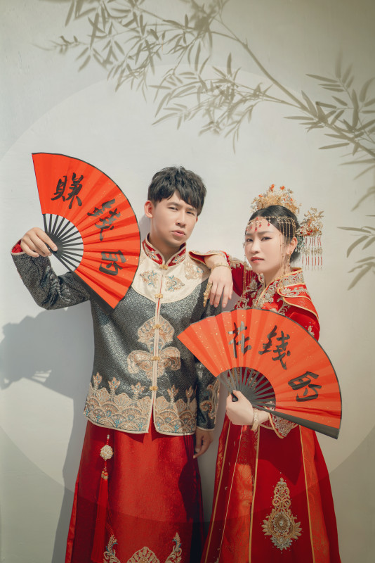 中式婚紗照,文武廟,台中婚紗推薦,逗鴿
