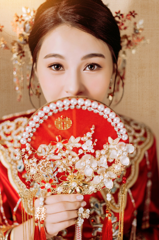 中式婚紗照,華納婚紗攝影棚,台中婚紗推薦,怡攝