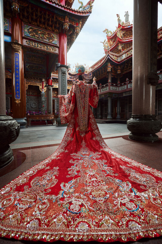 龍鳳褂,漢服婚紗,中國風婚紗,中式婚紗,竹林山觀音寺