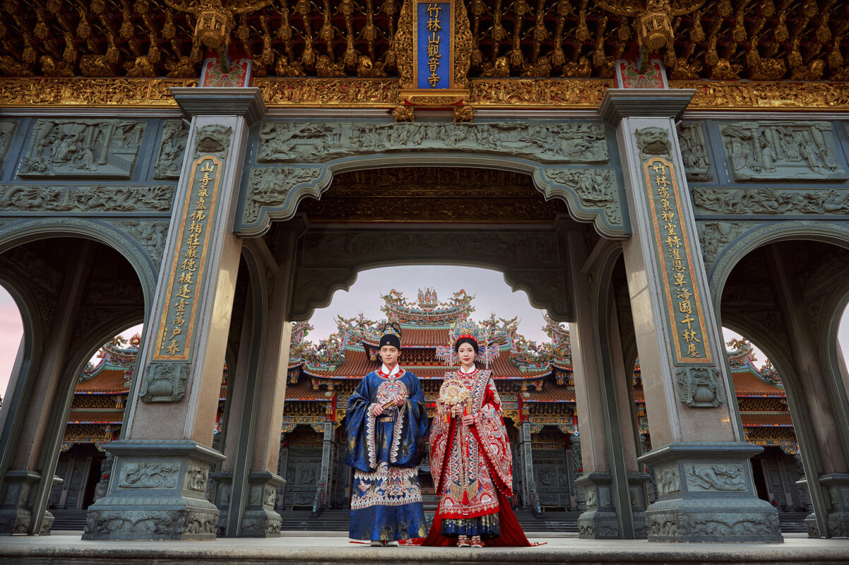 龍鳳褂,漢服婚紗,中國風婚紗,中式婚紗,竹林山觀音寺
