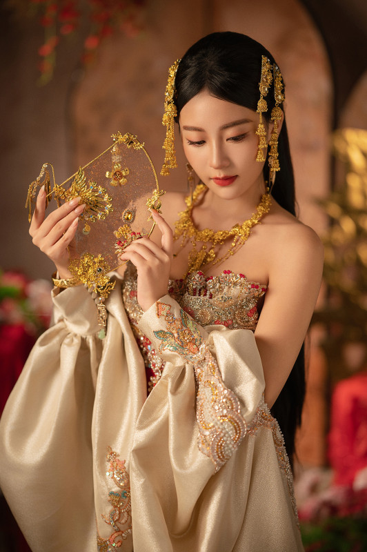 台中婚紗推薦,桃園婚紗推薦,中式婚紗,棚內婚紗照,華納婚紗攝影棚內