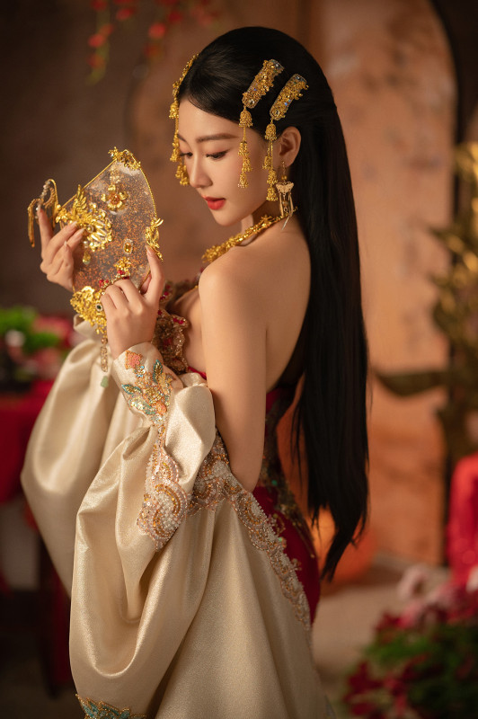 台中婚紗推薦,桃園婚紗推薦,中式婚紗,棚內婚紗照,華納婚紗攝影棚內