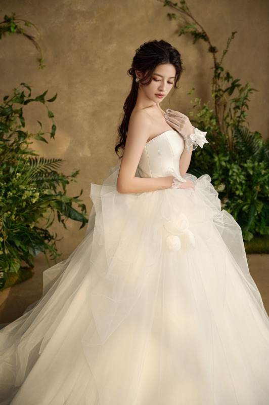 戶外婚禮,戶外婚禮婚紗,戶外婚禮禮服,台中禮服租借,桃園禮服租借