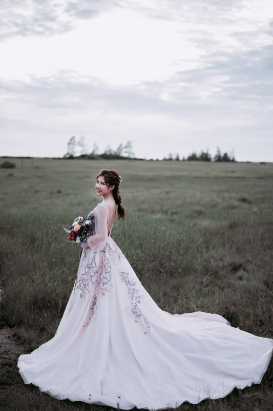 台中婚紗店、台中婚紗推薦、婚紗照推薦、中式婚紗、華納婚紗評價