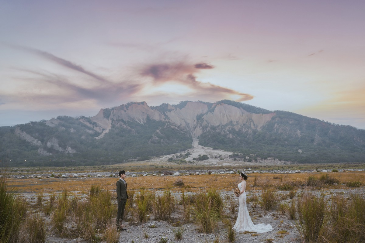 個性婚紗、台中婚紗店、台中婚紗推薦、婚紗照推薦、中式婚紗、華納婚紗評價