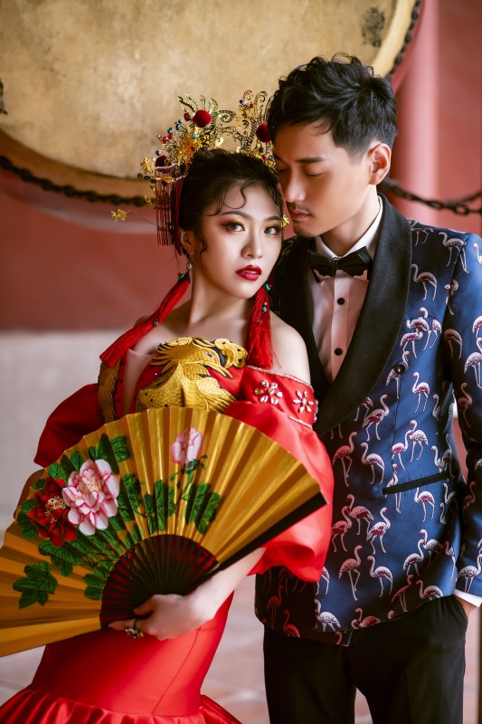 個性婚紗、台中婚紗店、台中婚紗推薦、婚紗照推薦、中式婚紗、華納婚紗評價