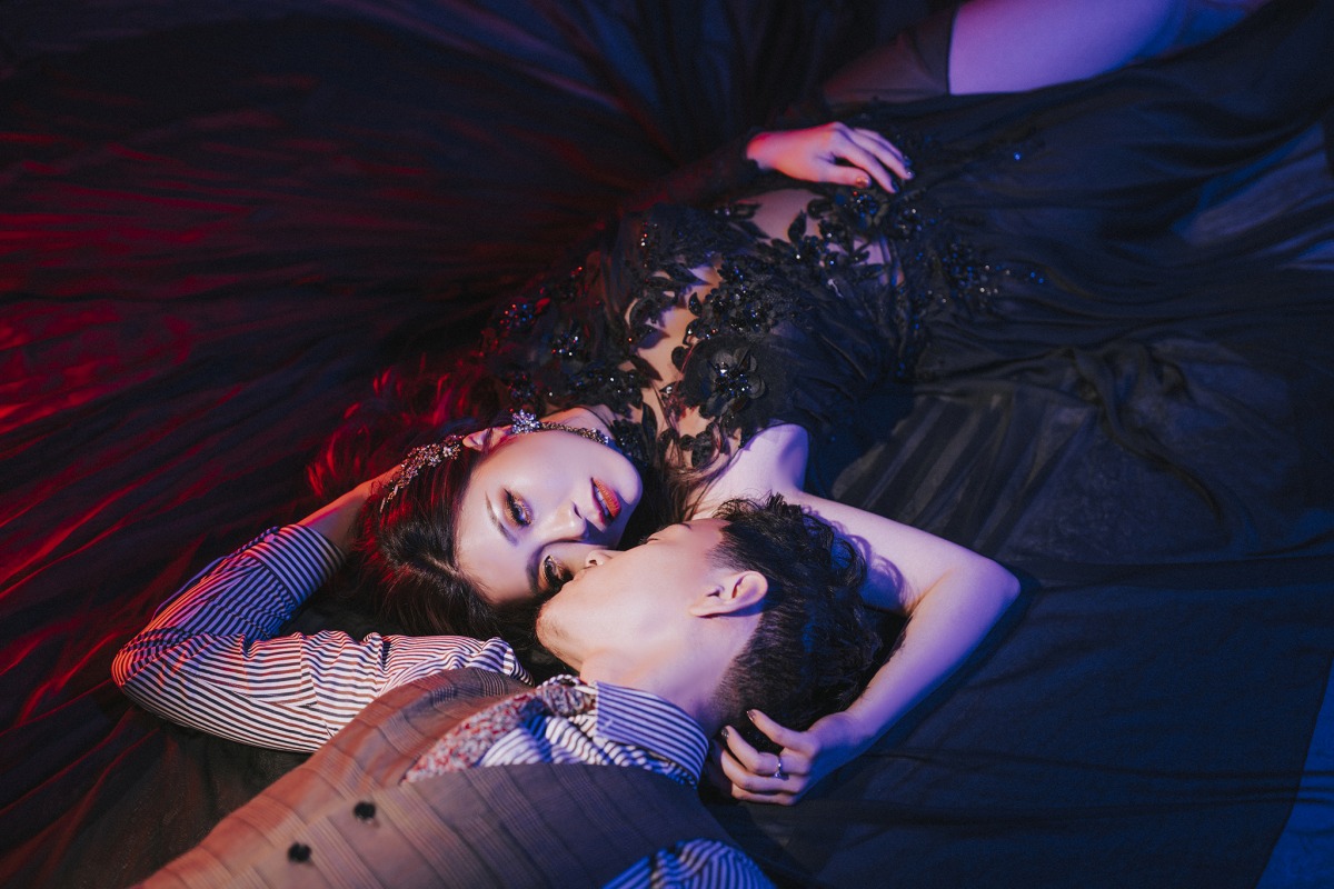 個性婚紗、台中婚紗店、台中婚紗推薦、婚紗照推薦、中式婚紗、華納婚紗評價