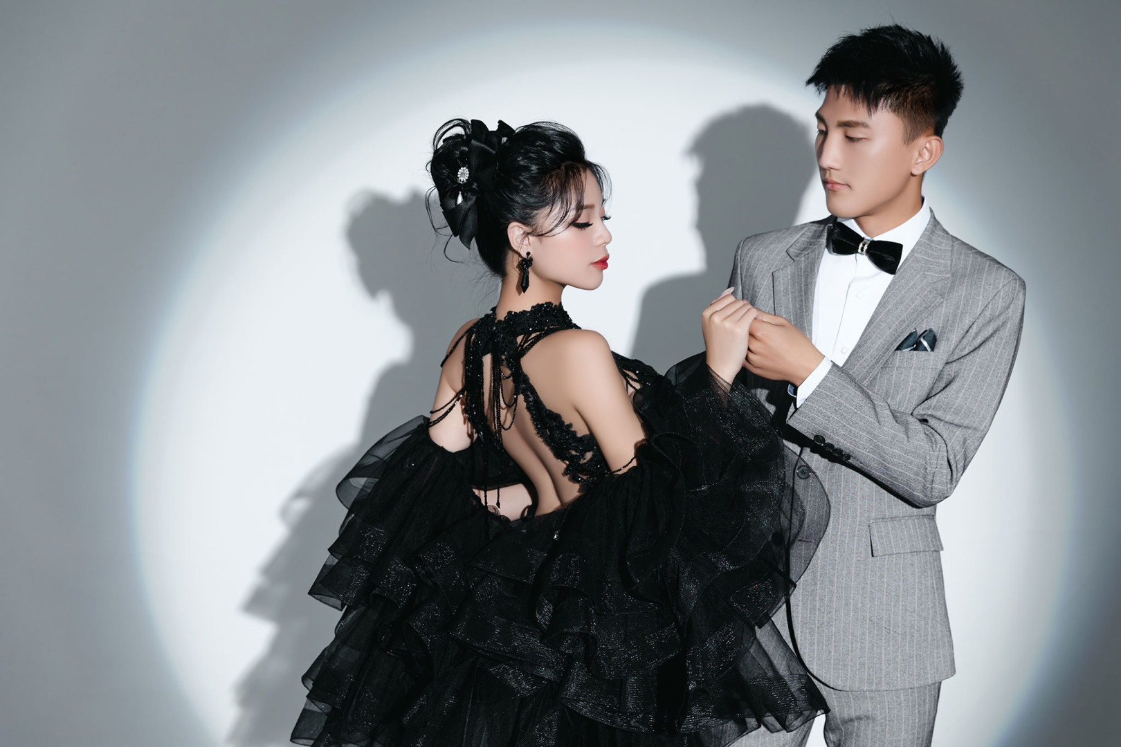 台中婚紗店、台中婚紗推薦、婚紗照推薦、客製婚紗、華納婚紗評價