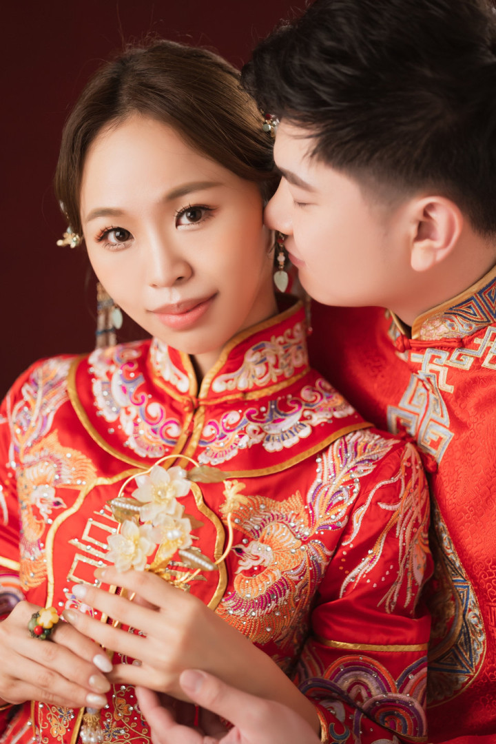 台中婚紗店，台中婚紗推薦，婚紗照推薦，客製婚紗，華納婚紗評價