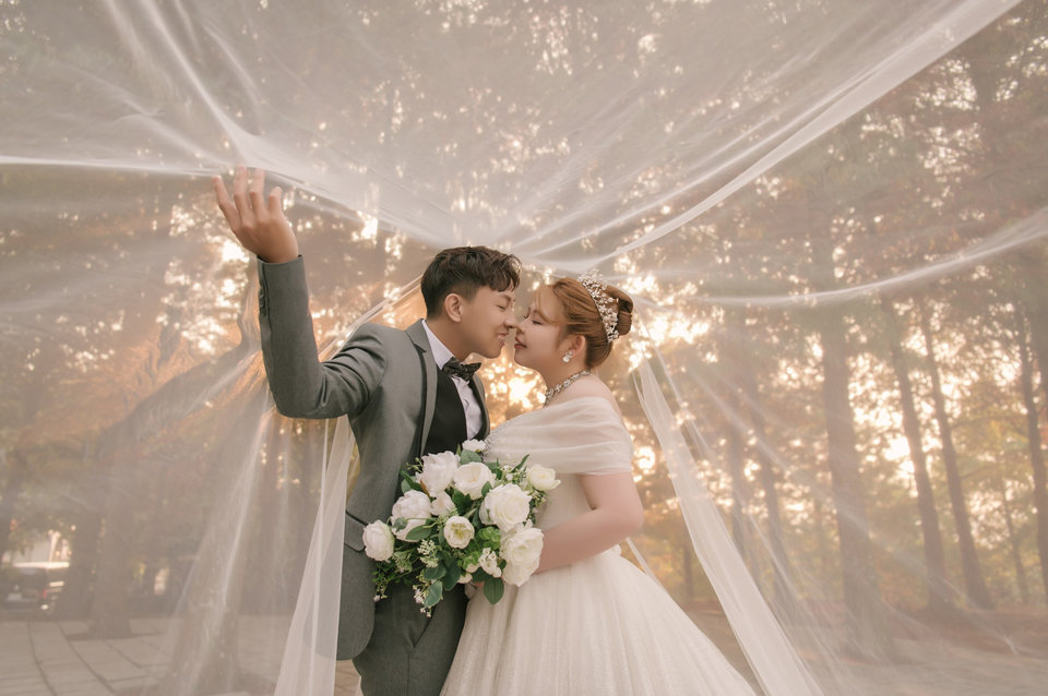 台中婚紗店、台中婚紗推薦、婚紗照推薦、客製婚紗、華納婚紗評價