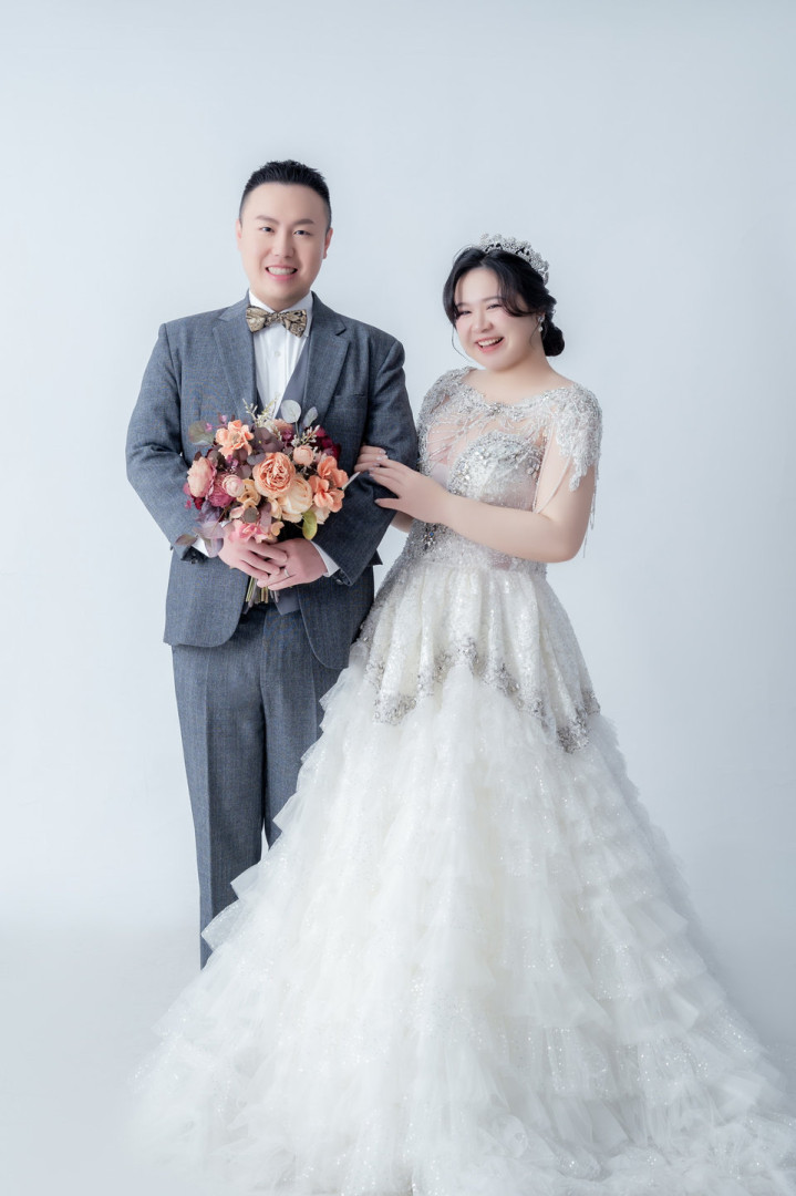 台中婚紗店、台中婚紗推薦、婚紗照推薦、客製婚紗、華納婚紗評價